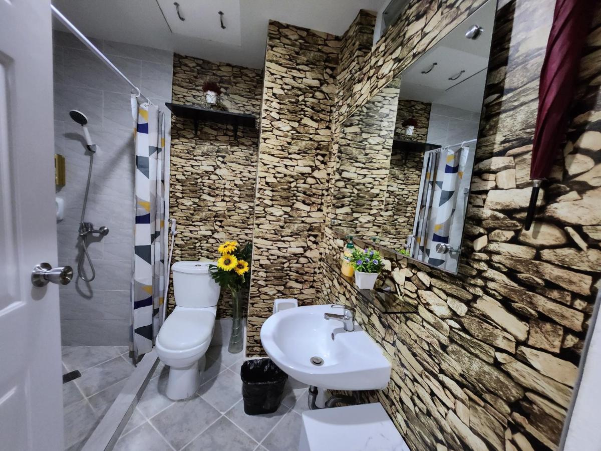 Condo Azur Suites: Stylish Airport Retreat with Netflix and Luxe Pool Lapu-Lapu City Exterior photo